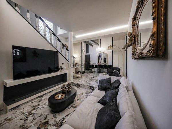 appartamento in vendita a Bologna in zona Santo Stefano