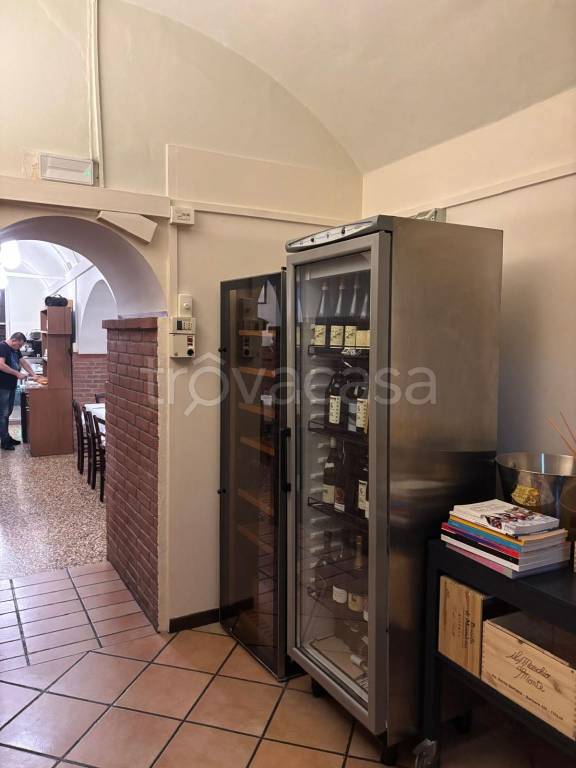 negozio in vendita a Bologna in zona Centro Storico