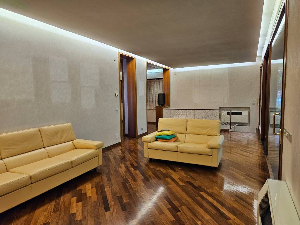 casa indipendente in vendita a Bologna in zona San Vitale