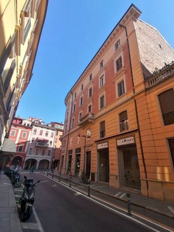 appartamento in vendita a Bologna in zona Centro Storico