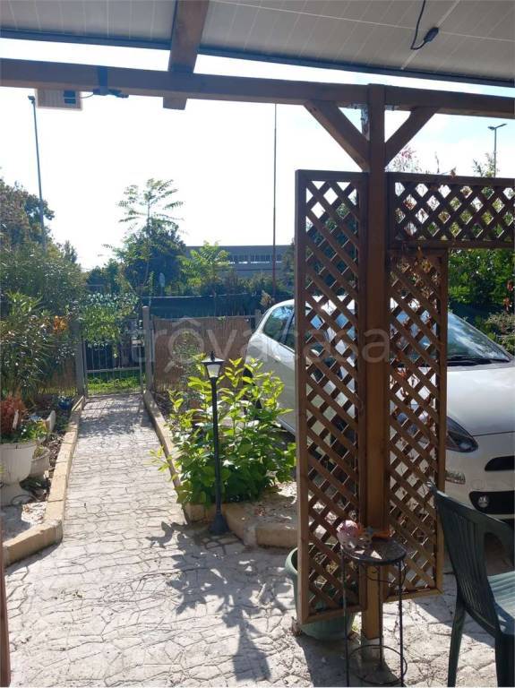 casa indipendente in vendita a Bologna