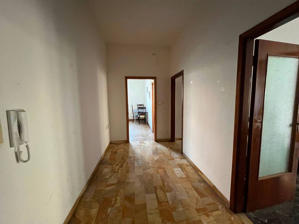 appartamento in vendita a Bologna in zona Saragozza