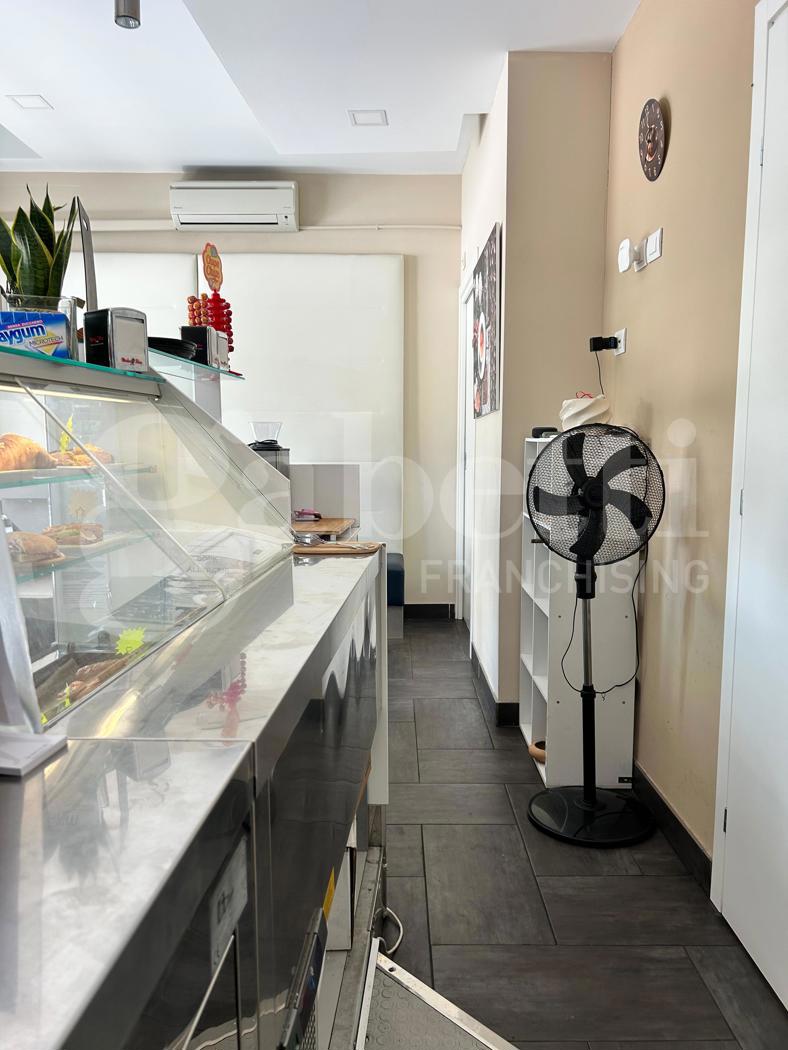 negozio in vendita a Bologna