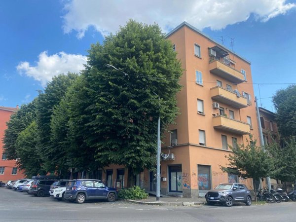 appartamento in vendita a Bologna in zona Saffi