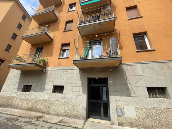 appartamento in vendita a Bologna in zona Saragozza