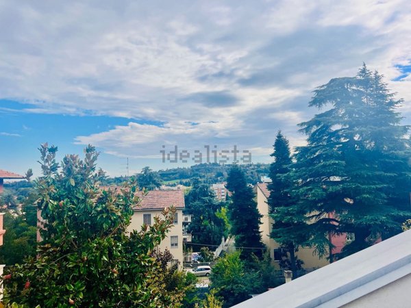 casa indipendente in vendita a Bologna