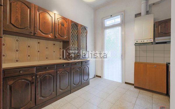 appartamento in vendita a Bologna in zona Santo Stefano