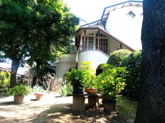 casa indipendente in vendita a Bologna in zona Santo Stefano