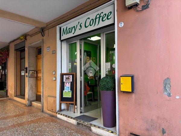 negozio in vendita a Bologna in zona San Donato