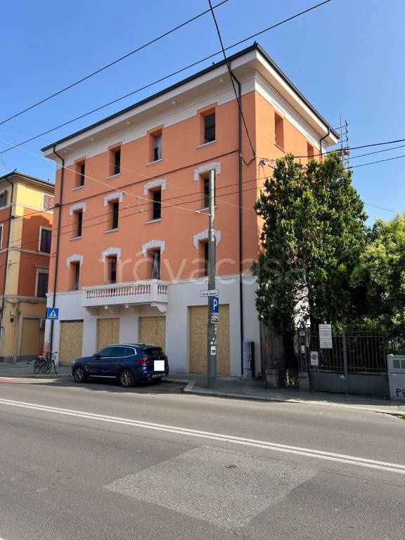 appartamento in vendita a Bologna in zona Savena