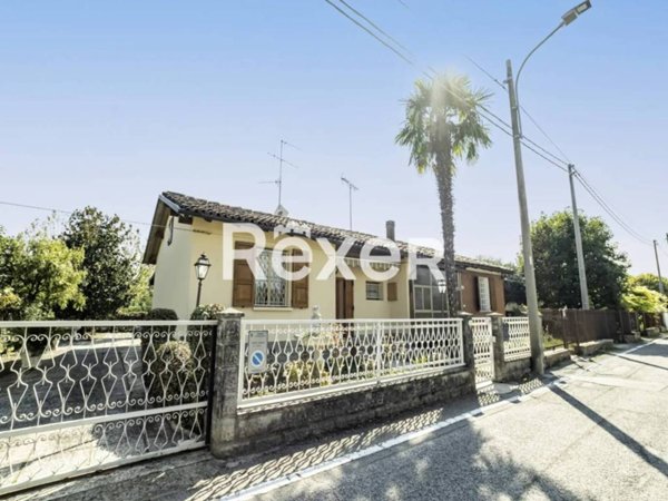 casa indipendente in vendita a Bologna in zona Bolognina