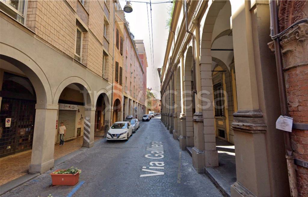 appartamento in vendita a Bologna in zona Quartiere Porto