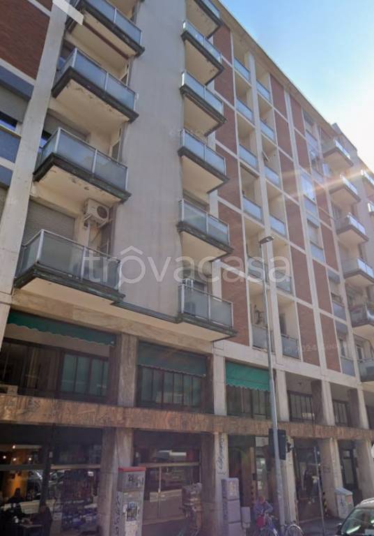 appartamento in vendita a Bologna in zona Quartiere Porto