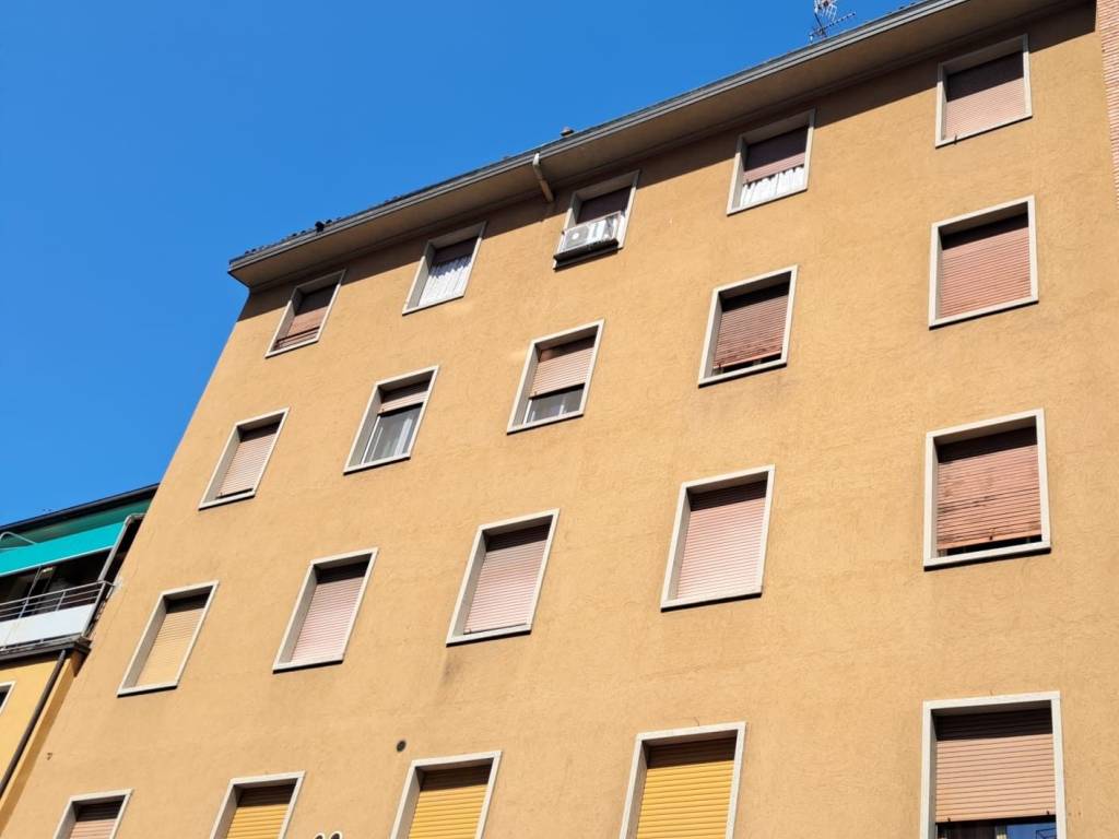 appartamento in vendita a Bologna in zona Saffi