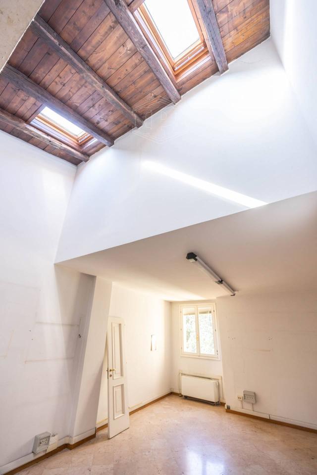 appartamento in vendita a Bologna in zona Centro Storico