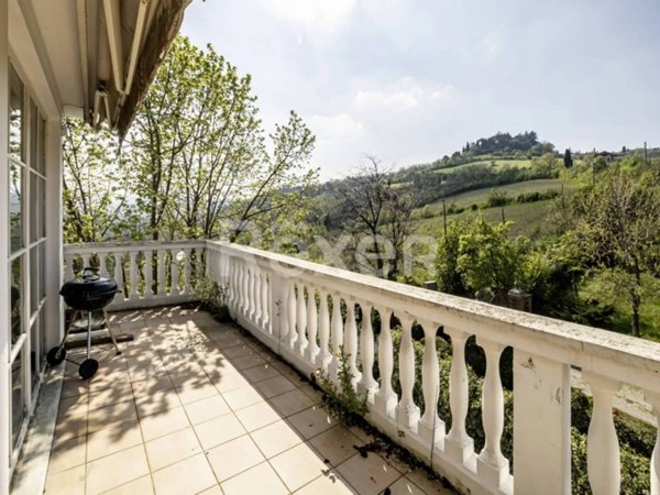 casa indipendente in vendita a Bologna in zona Colli