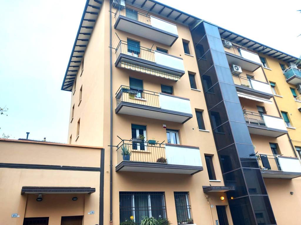 appartamento in vendita a Bologna in zona Savena
