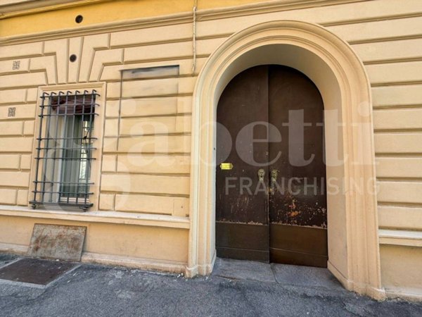 ufficio in vendita a Bologna in zona Centro Storico