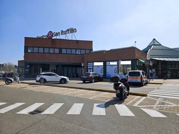 negozio in vendita a Bologna