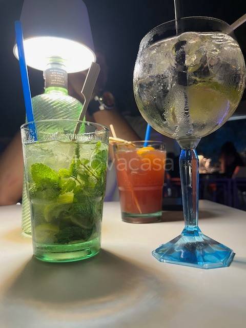 negozio in vendita a Bologna in zona Quartiere Porto