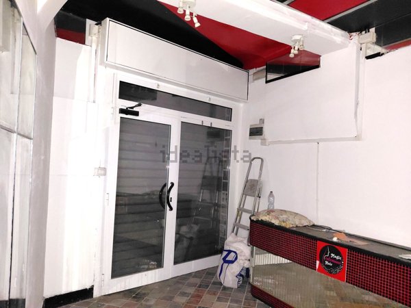 ufficio in vendita a Bologna in zona Saragozza