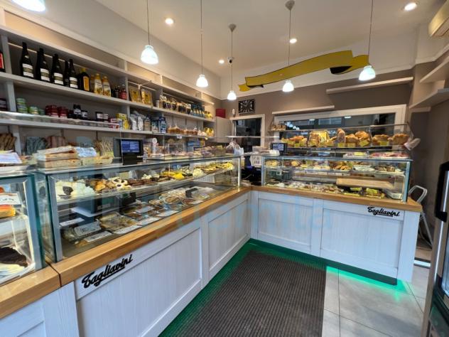 negozio in vendita a Bologna in zona Savena