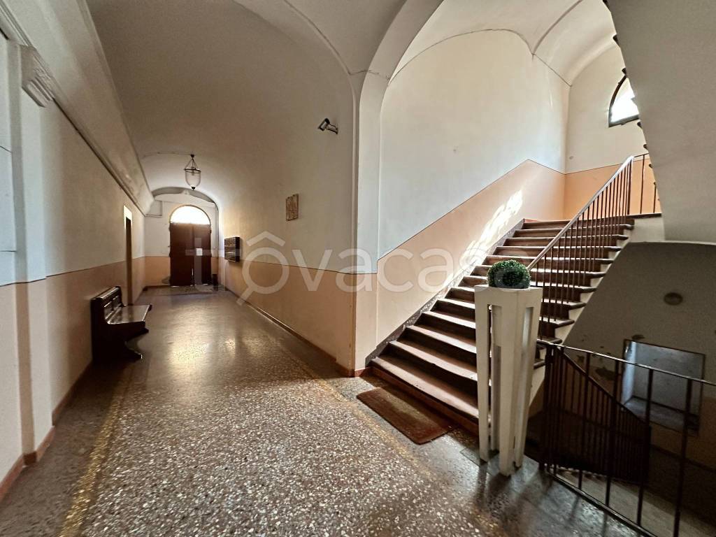 appartamento in vendita a Bologna in zona Santo Stefano