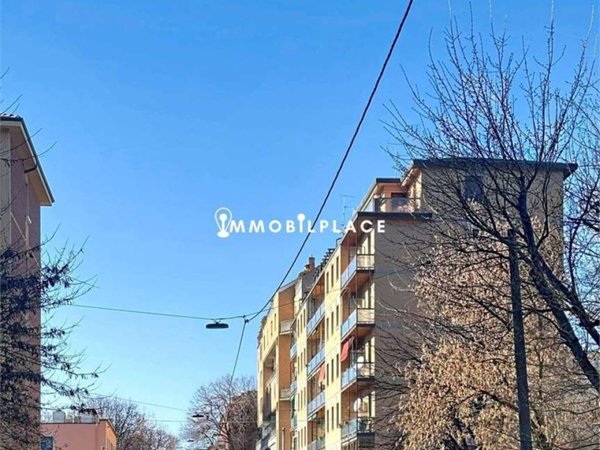 negozio in vendita a Bologna in zona Saragozza