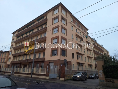casa indipendente in vendita a Bologna in zona Savena
