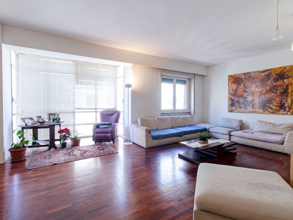 appartamento in vendita a Bologna in zona Quartiere Porto