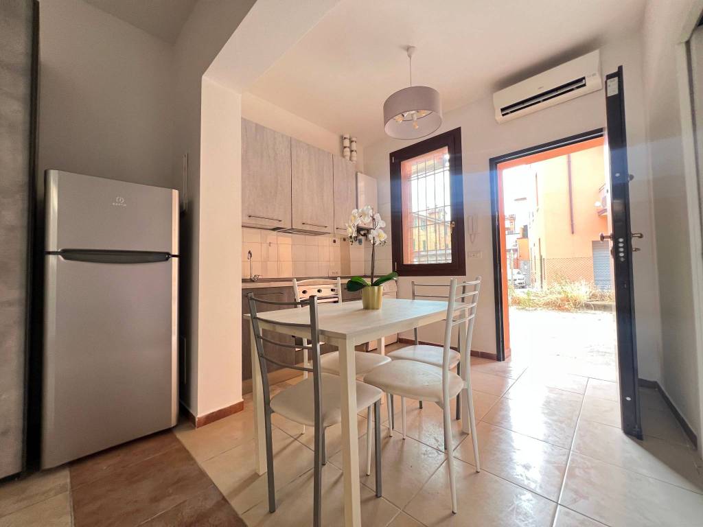 appartamento in vendita a Bologna in zona Saffi