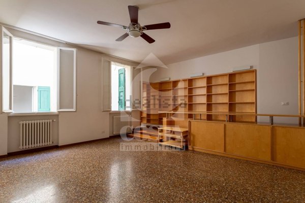 appartamento in vendita a Bologna in zona Santo Stefano