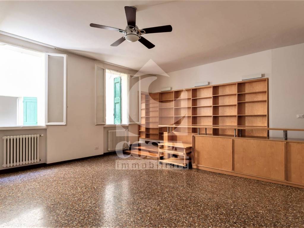 appartamento in vendita a Bologna in zona Santo Stefano