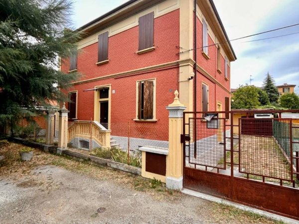 appartamento in vendita a Bologna in zona Reno