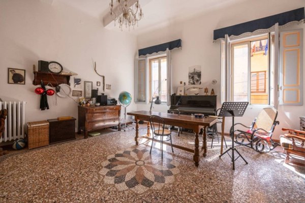 appartamento in vendita a Bologna in zona San Vitale