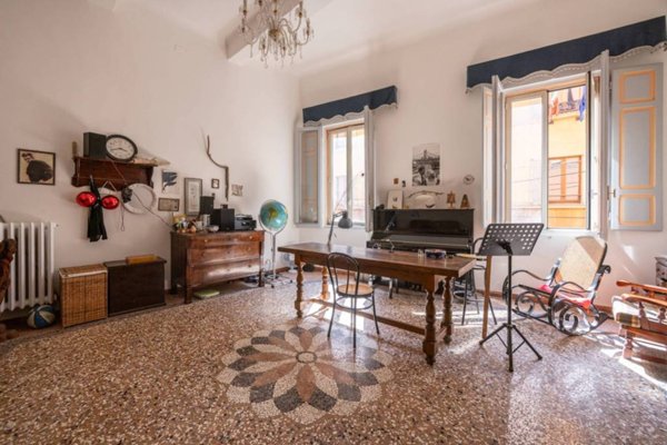 appartamento in vendita a Bologna in zona San Vitale