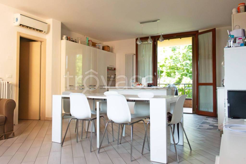 appartamento in vendita a Bologna in zona Aeroporto