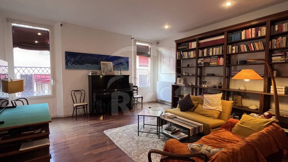 appartamento in vendita a Bologna in zona Santo Stefano