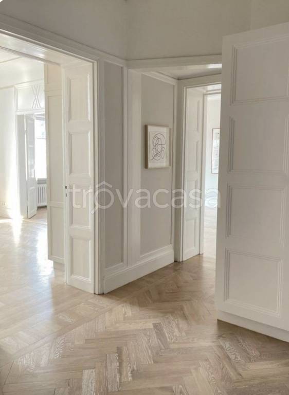 ufficio in vendita a Bologna in zona Centro Storico