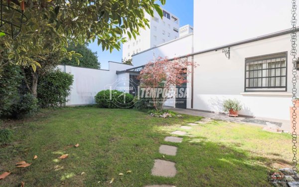 casa indipendente in vendita a Bologna in zona Barca