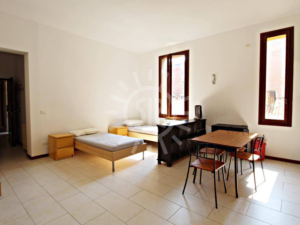 appartamento in vendita a Bologna in zona San Vitale