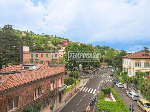 appartamento in vendita a Bologna in zona Santo Stefano