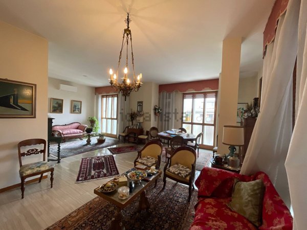 appartamento in vendita a Bologna in zona Saffi