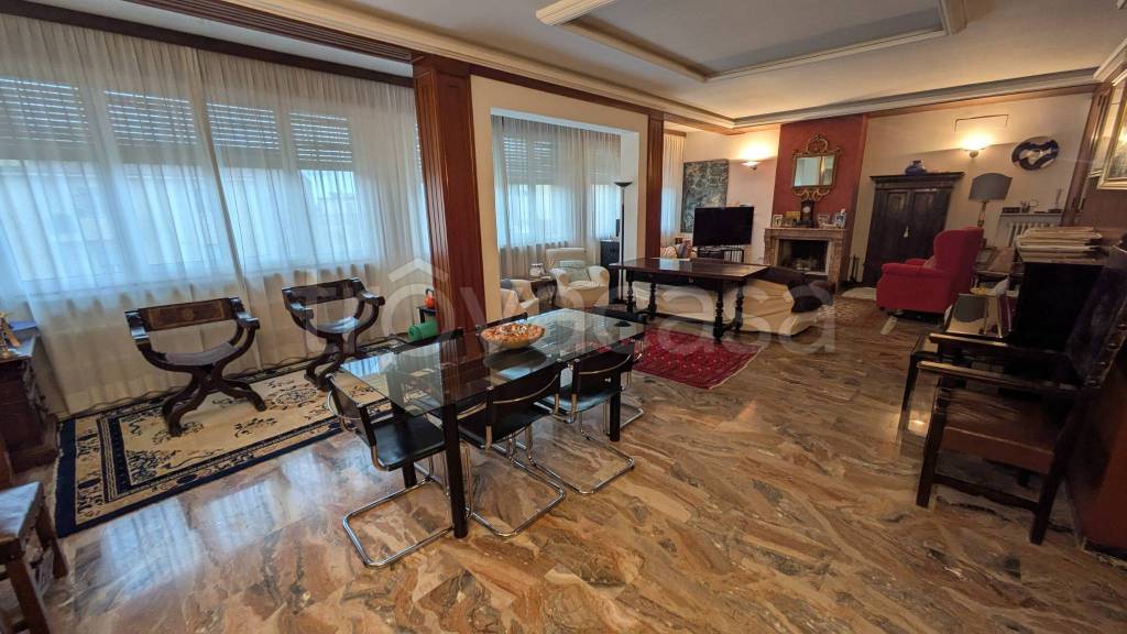 appartamento in vendita a Bologna in zona Centro Storico