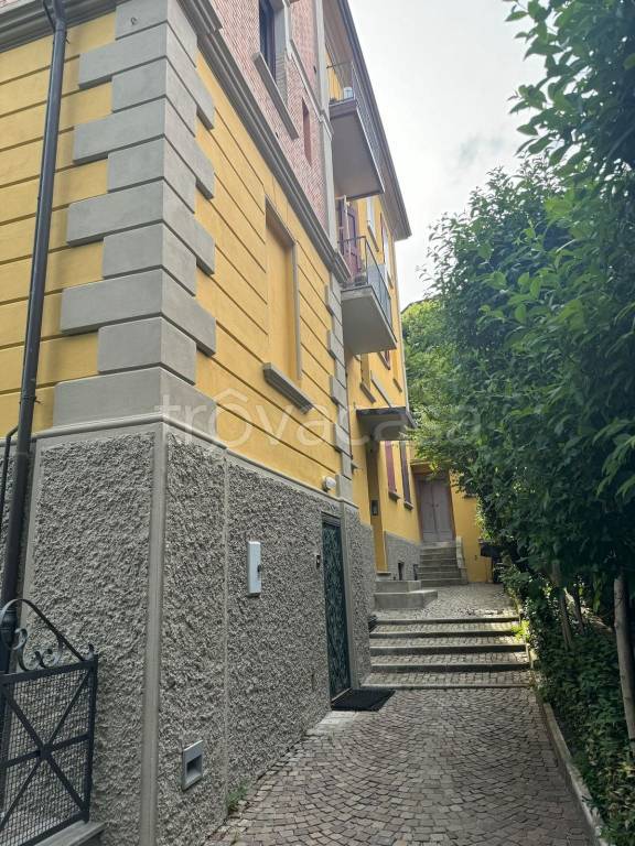 monolocale in vendita a Bologna in zona Santo Stefano
