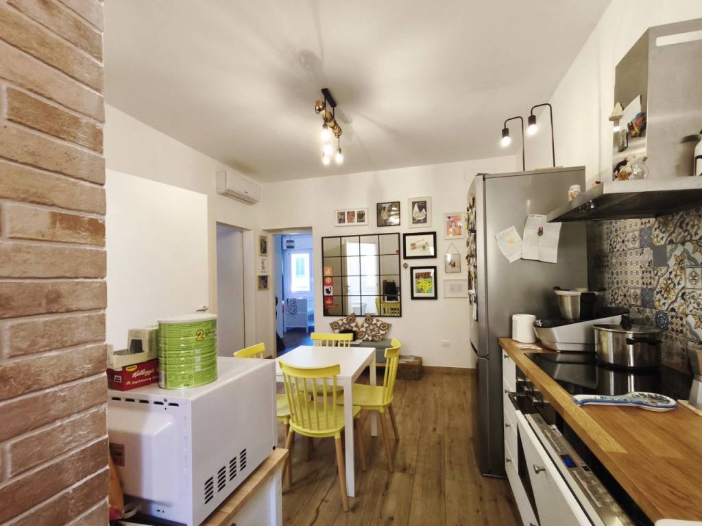 appartamento in vendita a Bologna in zona Saragozza