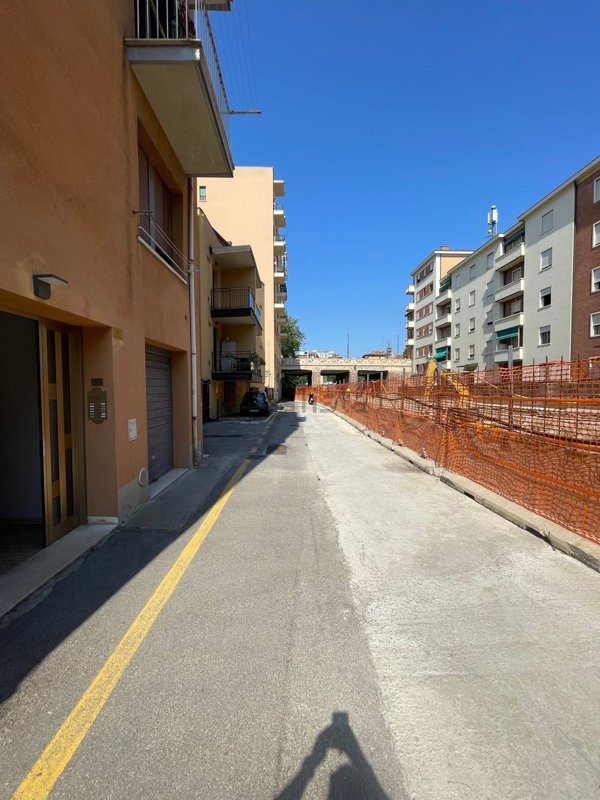 locale di sgombero in vendita a Bologna in zona San Vitale