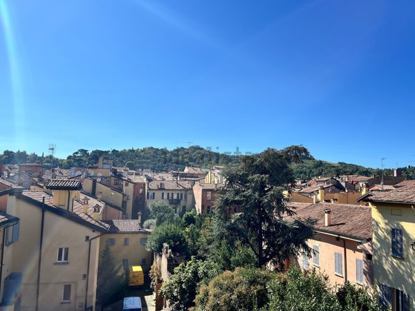 appartamento in vendita a Bologna in zona Saragozza
