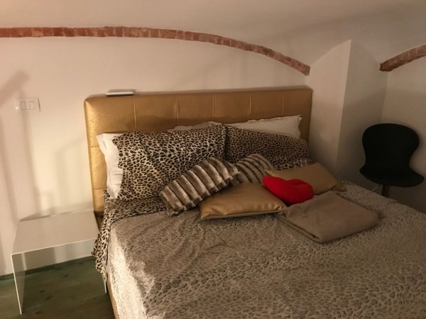 appartamento in vendita a Bologna in zona Santo Stefano