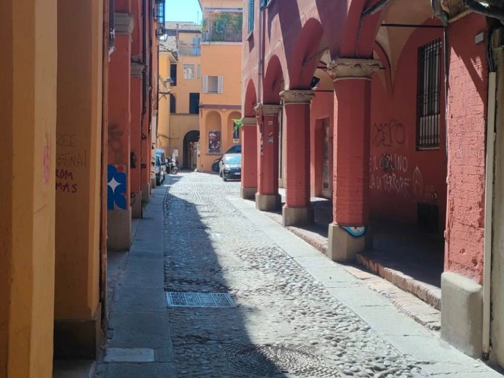 appartamento in vendita a Bologna in zona Centro Storico